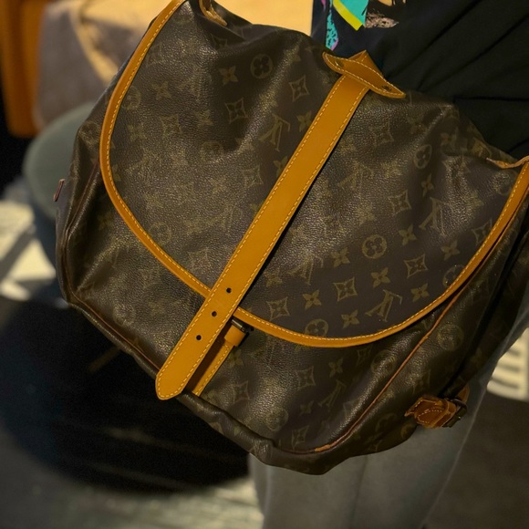 Louis Vuitton Saumur 35 - Picture 3 of 11